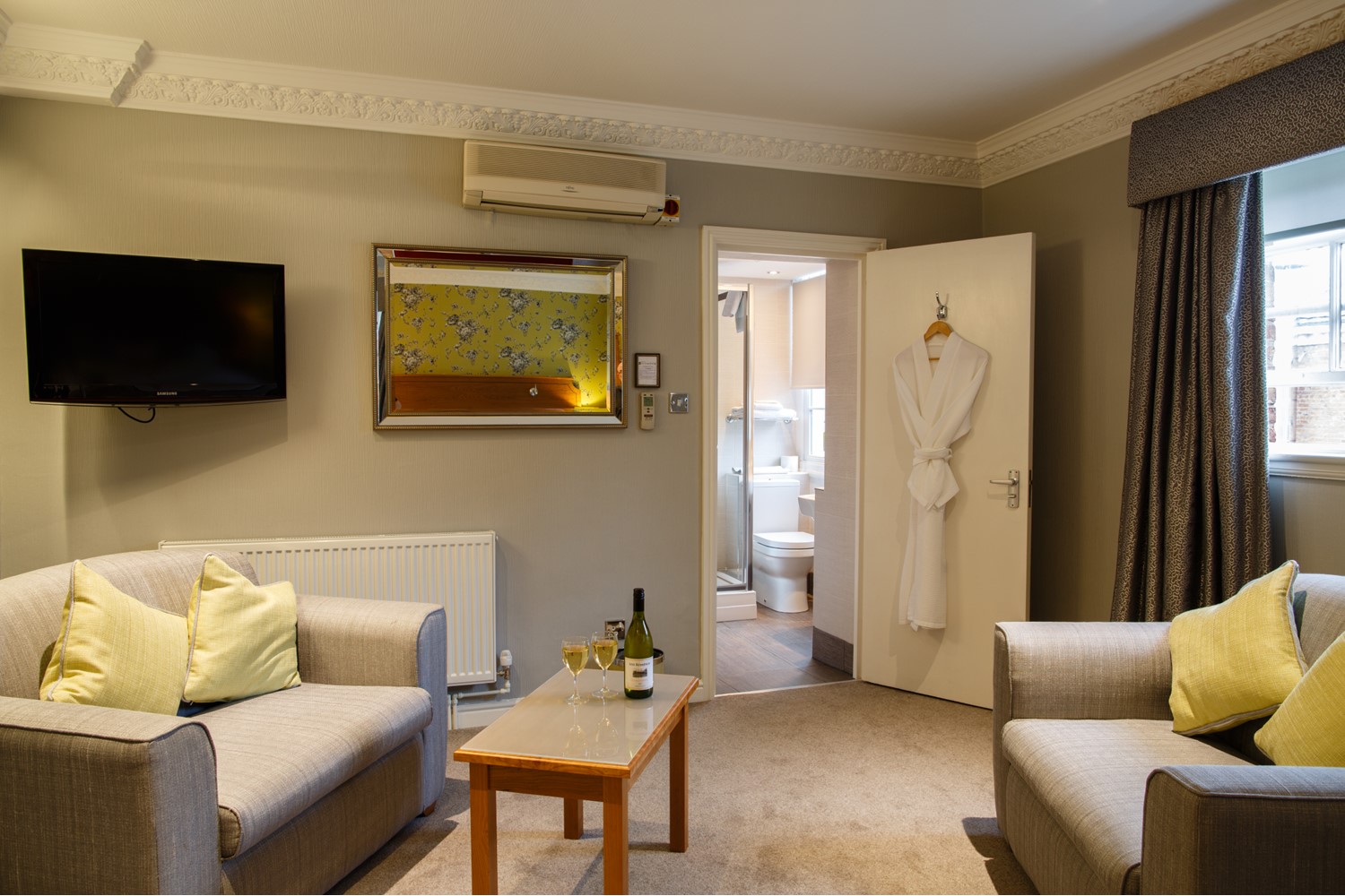 The George Hotel