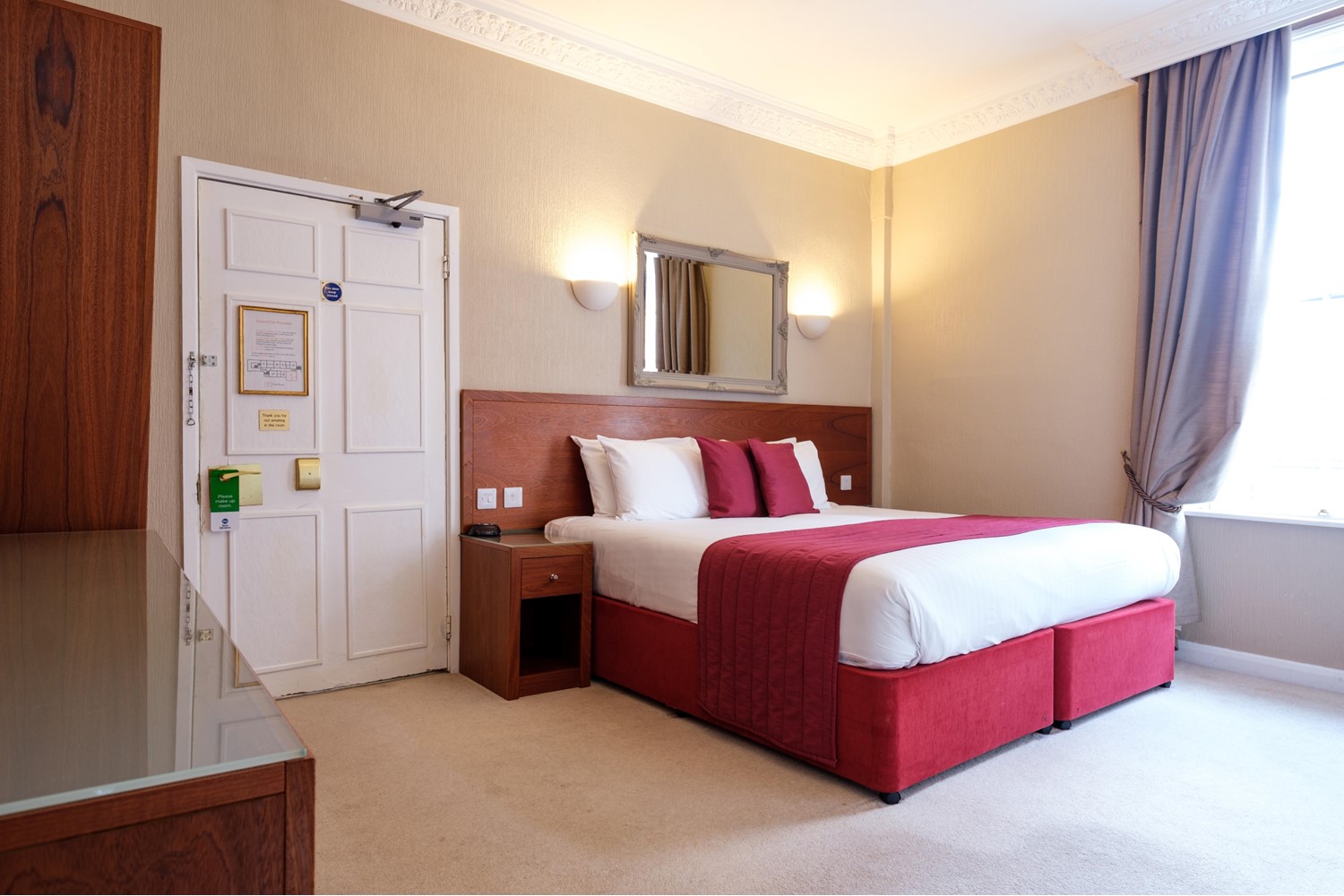 The George Hotel